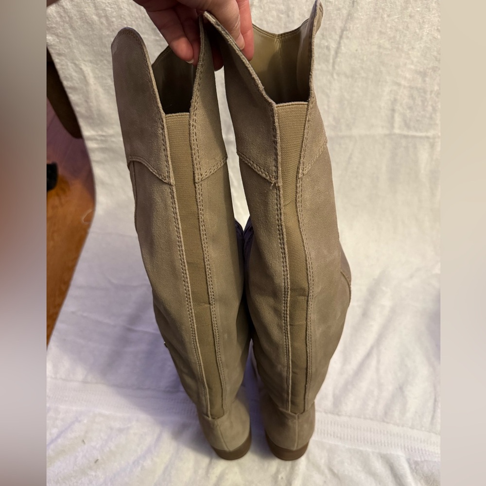 Vince Camuto Kreesell Knee High Boot Taupe Tan Suede Size 9.5 - Picture 8 of 16